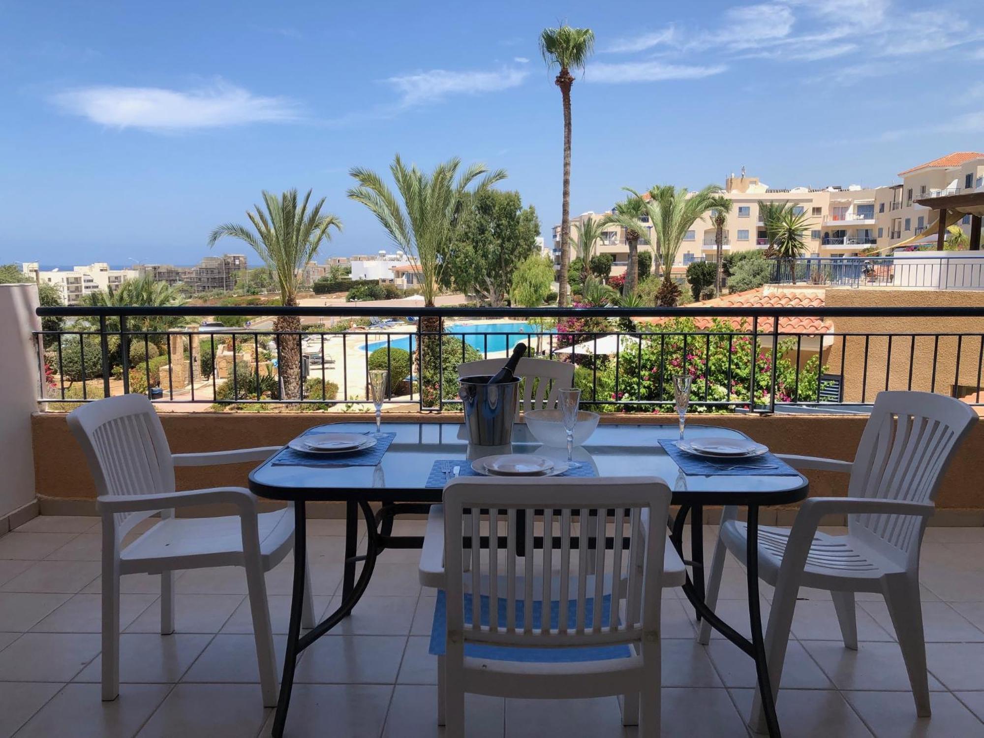 Kings Palace - Stylish 2 Bed Apartment With Sea Views Paphos Exterior foto